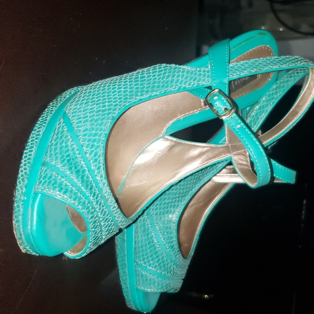 White House black market